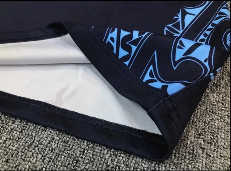 Maillot de rugby à motif noir et bleu (3)