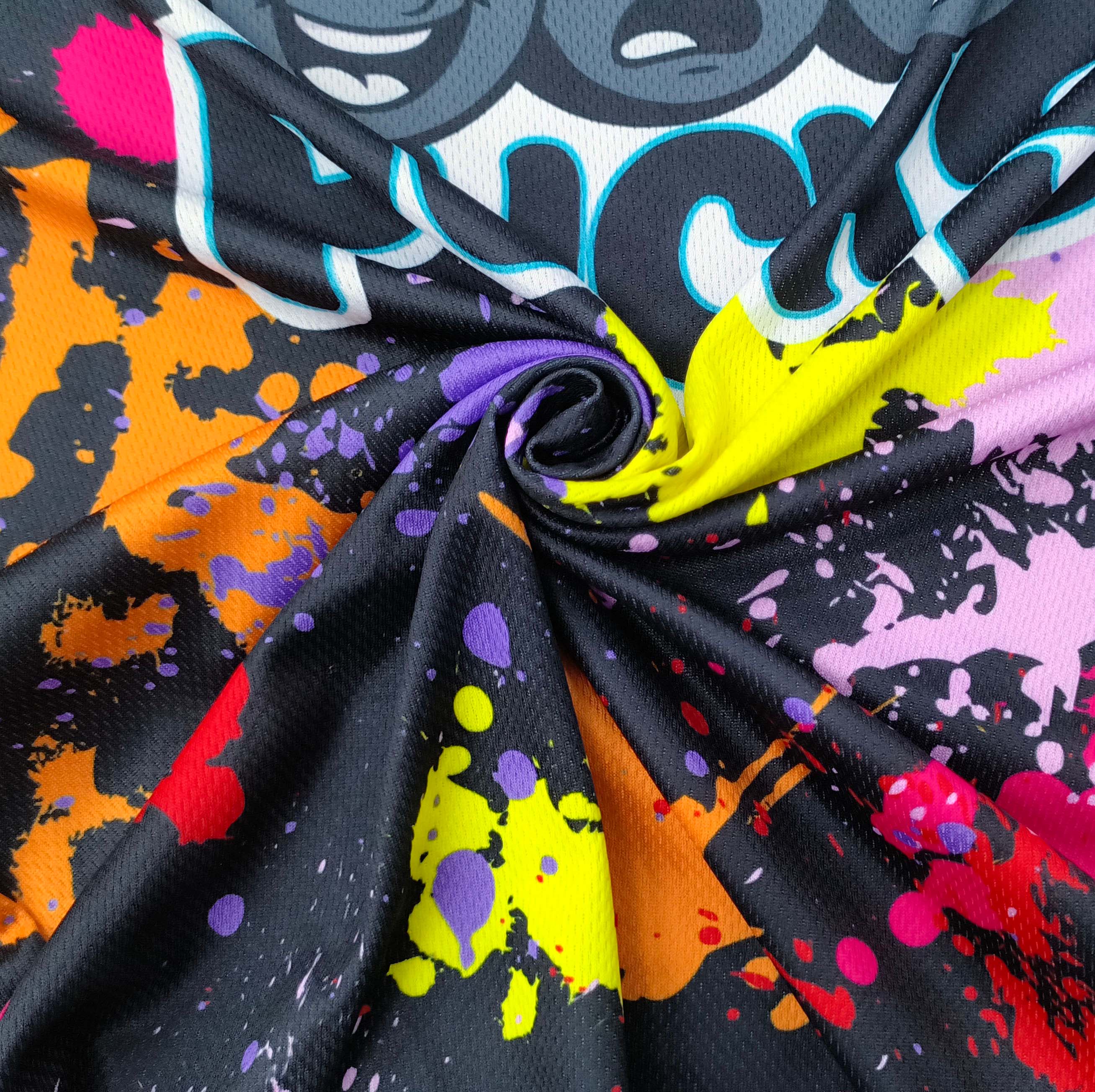 T-shirt noir à fleurs (10)