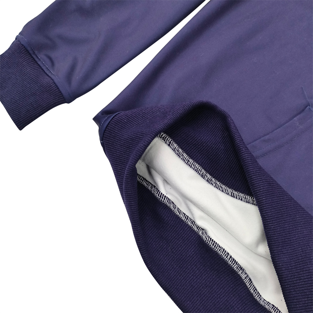 Sweat à capuche personnalisé et parfaitement ajusté06
