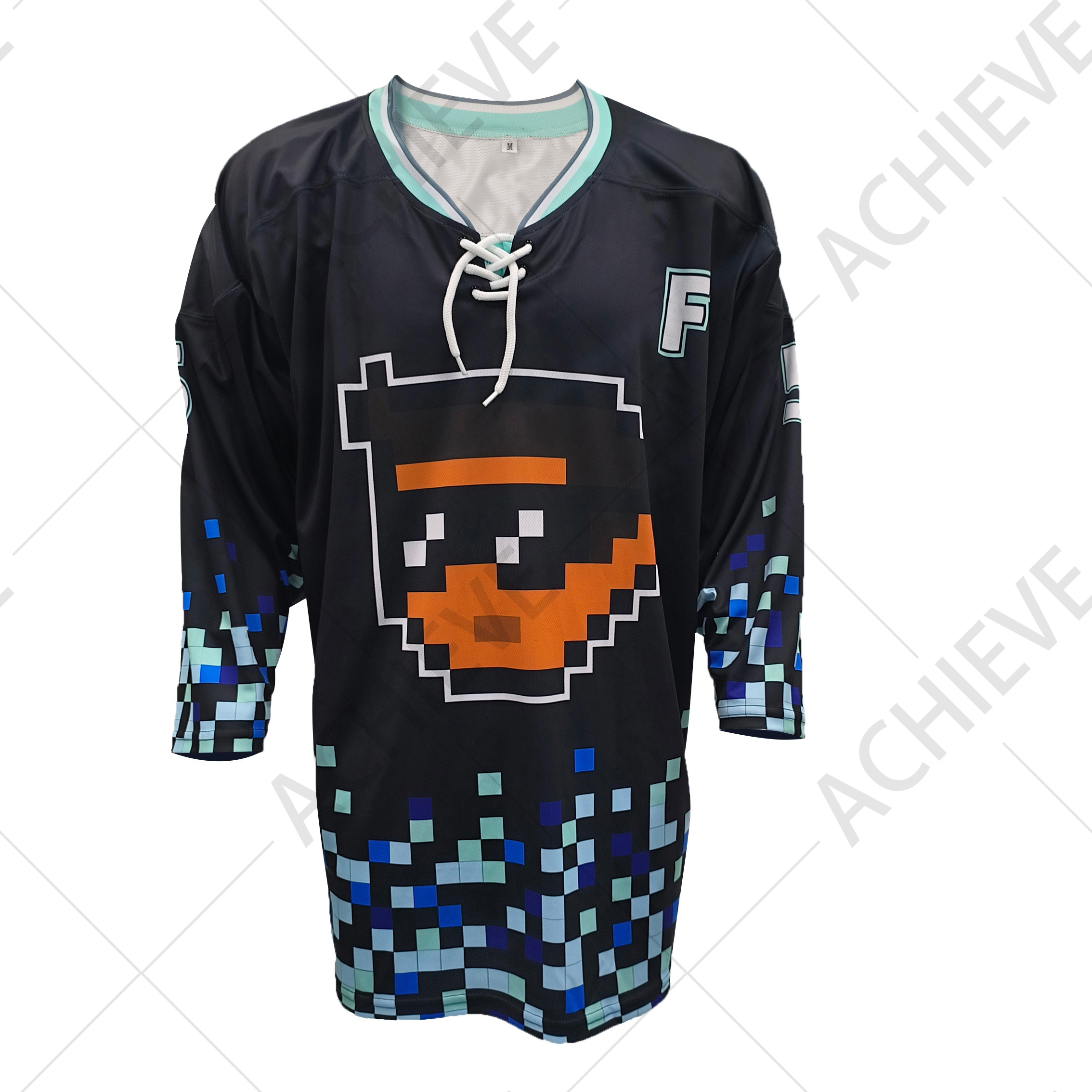Uniforme de hockey à pois noirs (1).jpg