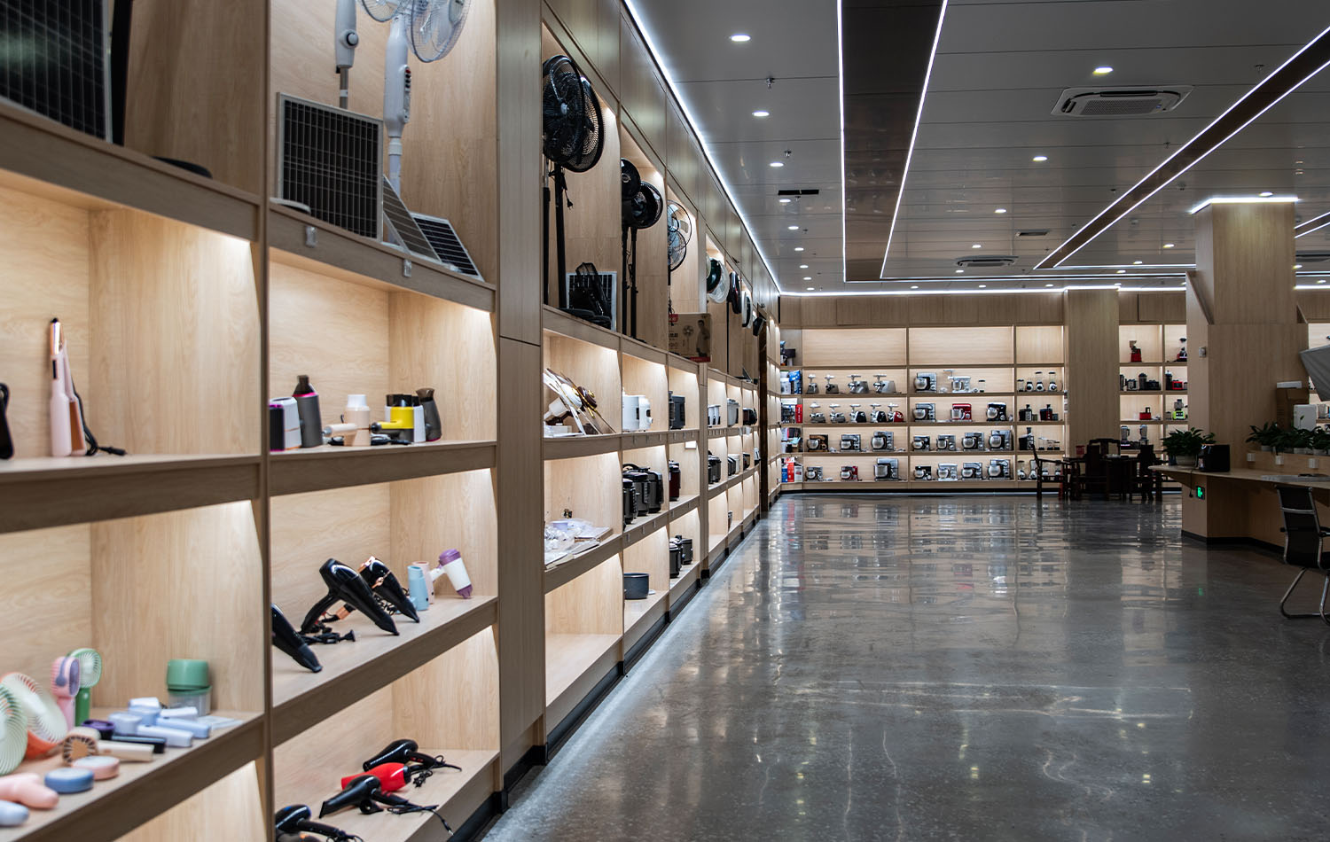 Welcome to Our Showroom – See Your Next Kitchen Appliance Up Close