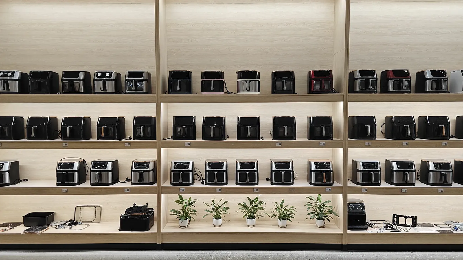 Inside APEXDURA Showroom: Product Range, Colors and Certifications on Display