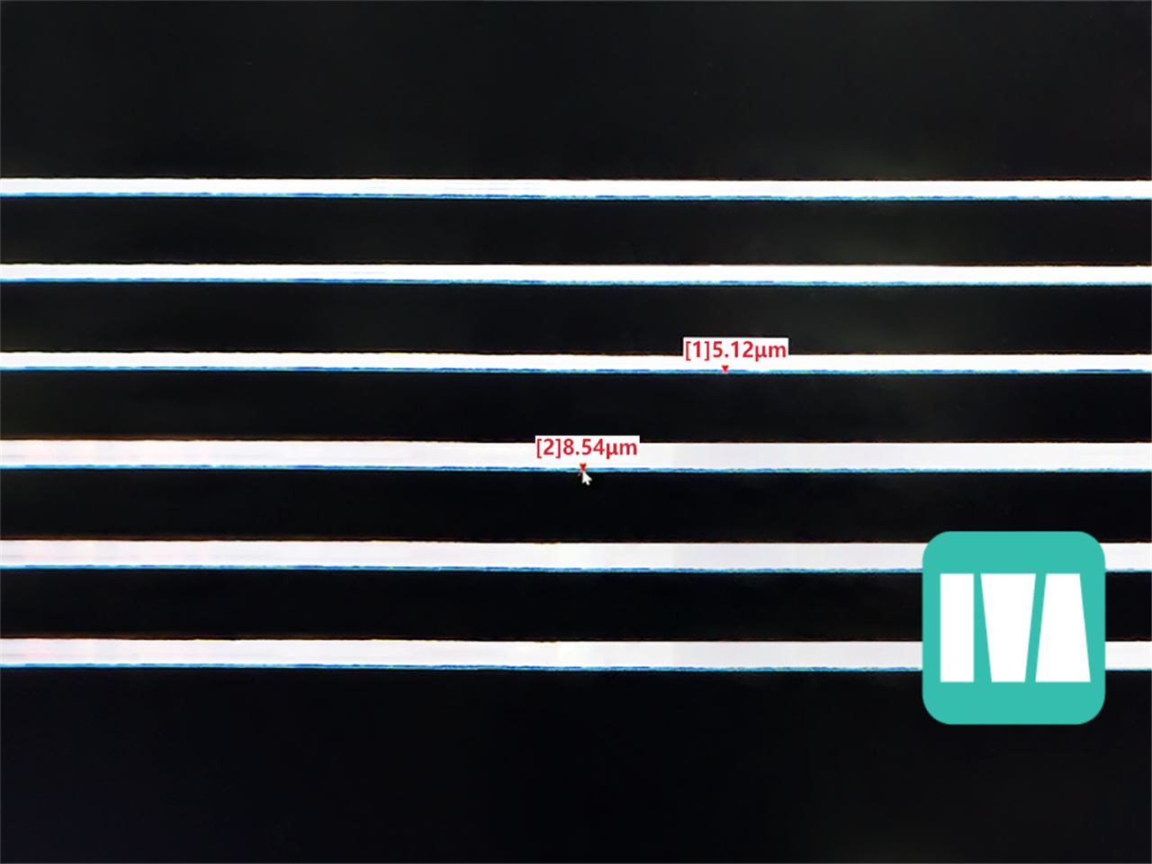 optical slits arrays cutting fs-laser