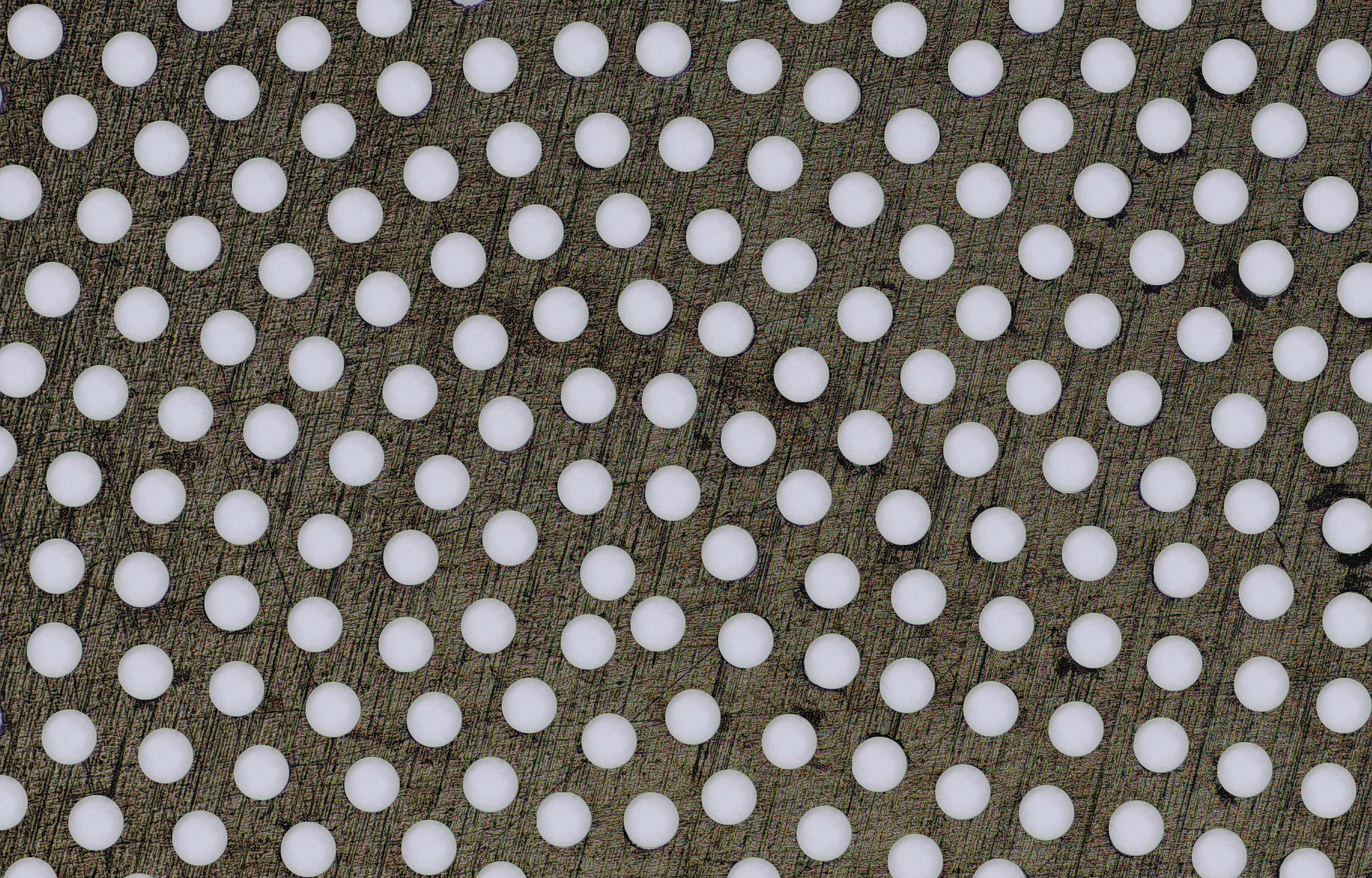 Ultraschnelles Laser-Mikrobohren: Präzisionsbearbeitung für jedes Material unter 2 mm