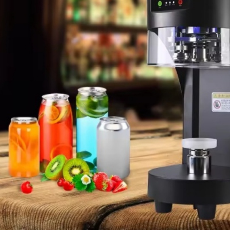 Various Sizes Clear Plastic Cans With Lids
