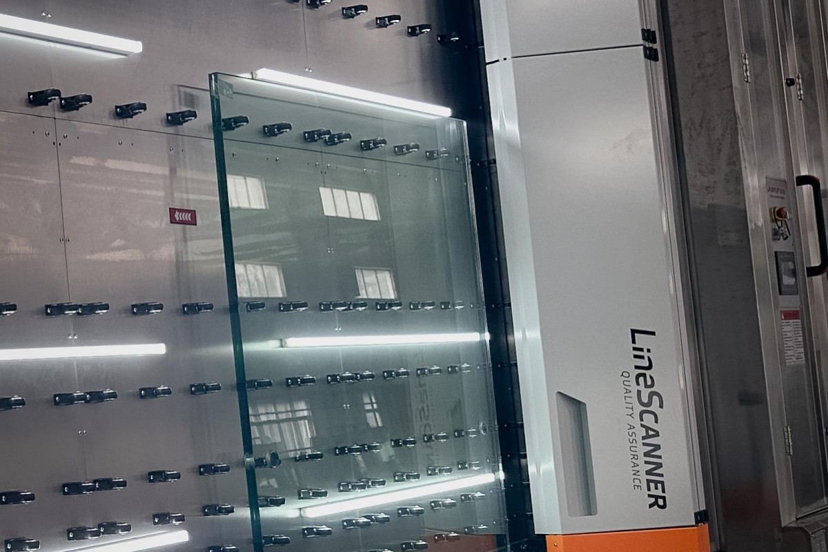 Tempered Glass3.jpg