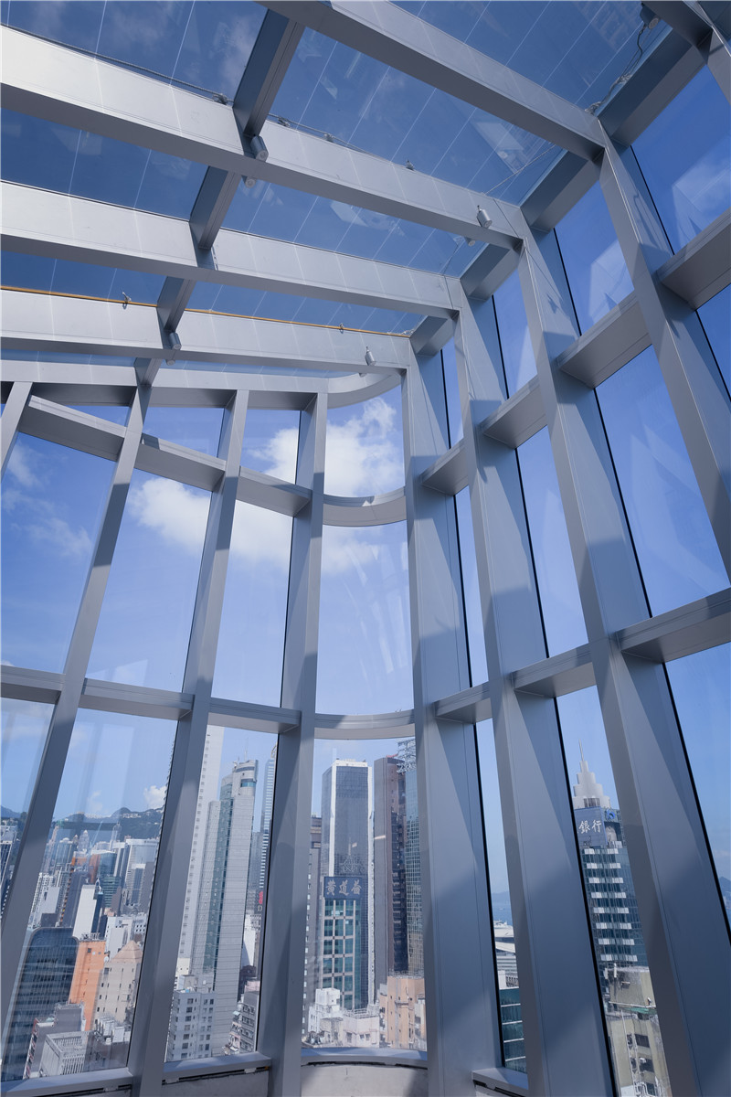 Harnessing Solar Power with BIPV01