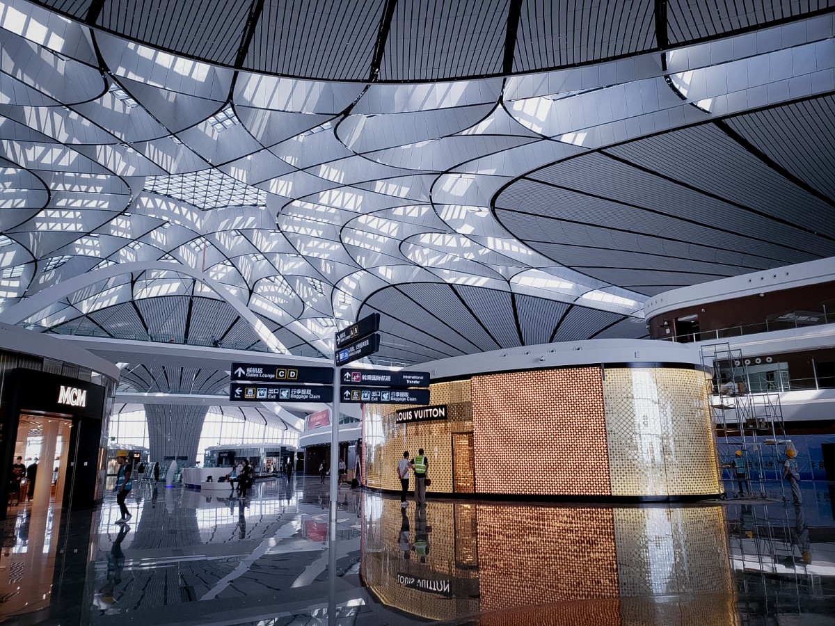 louis-vuitton-beijing-airport-5