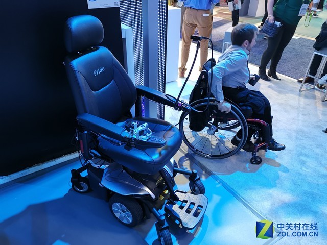 Das Beste der CES 2019: Intel Intelligentes Rollstuhlsystem