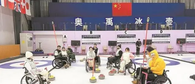 Inspirational legend on a wheelchair: Deng Zenghui's ten