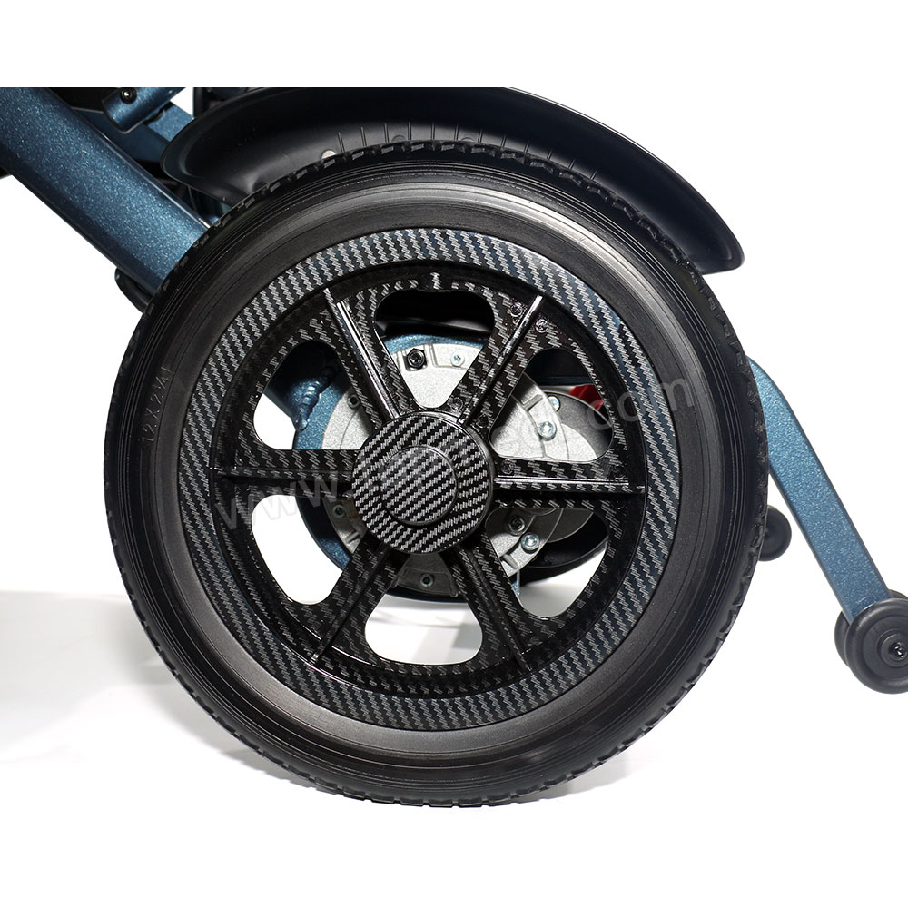 What are the benefits of choosing PU tires as wheelchair tir