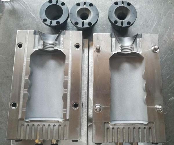 Mold Surface Treatment Processes for Silicone Products
