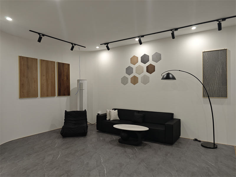 Exhibition Hall07