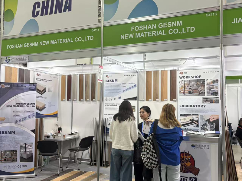 Exhibition-in-Russia-in-early-April-of-the-25th-year3