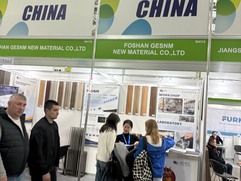 Exhibition-in-Russia-in-early-April-of-the-25th-year6