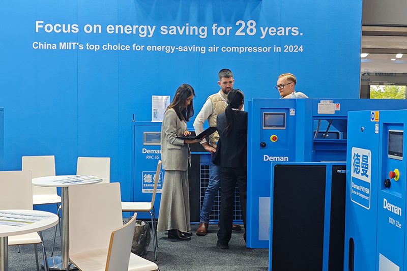 Deman shines with energy-saving products at the Hanover Industrial Fair