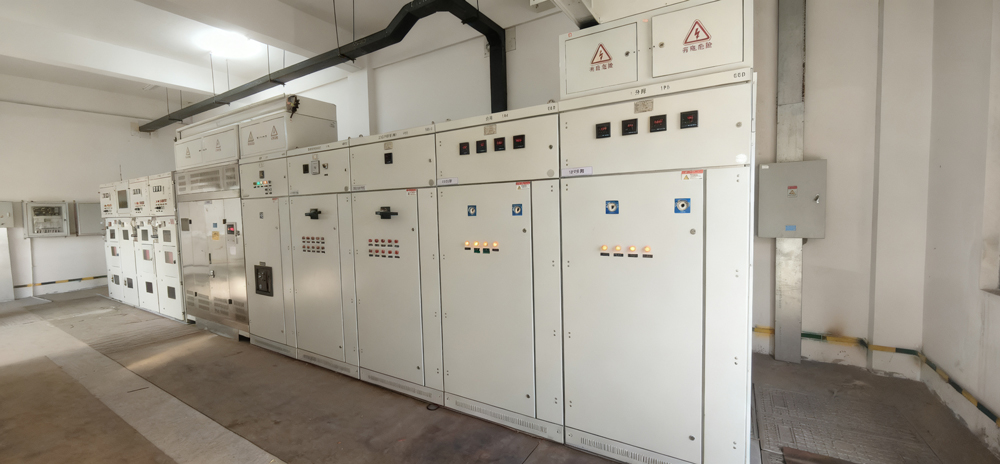 2.High-standard power equipment safeguards projects that benefit people's livelihoods.jpg