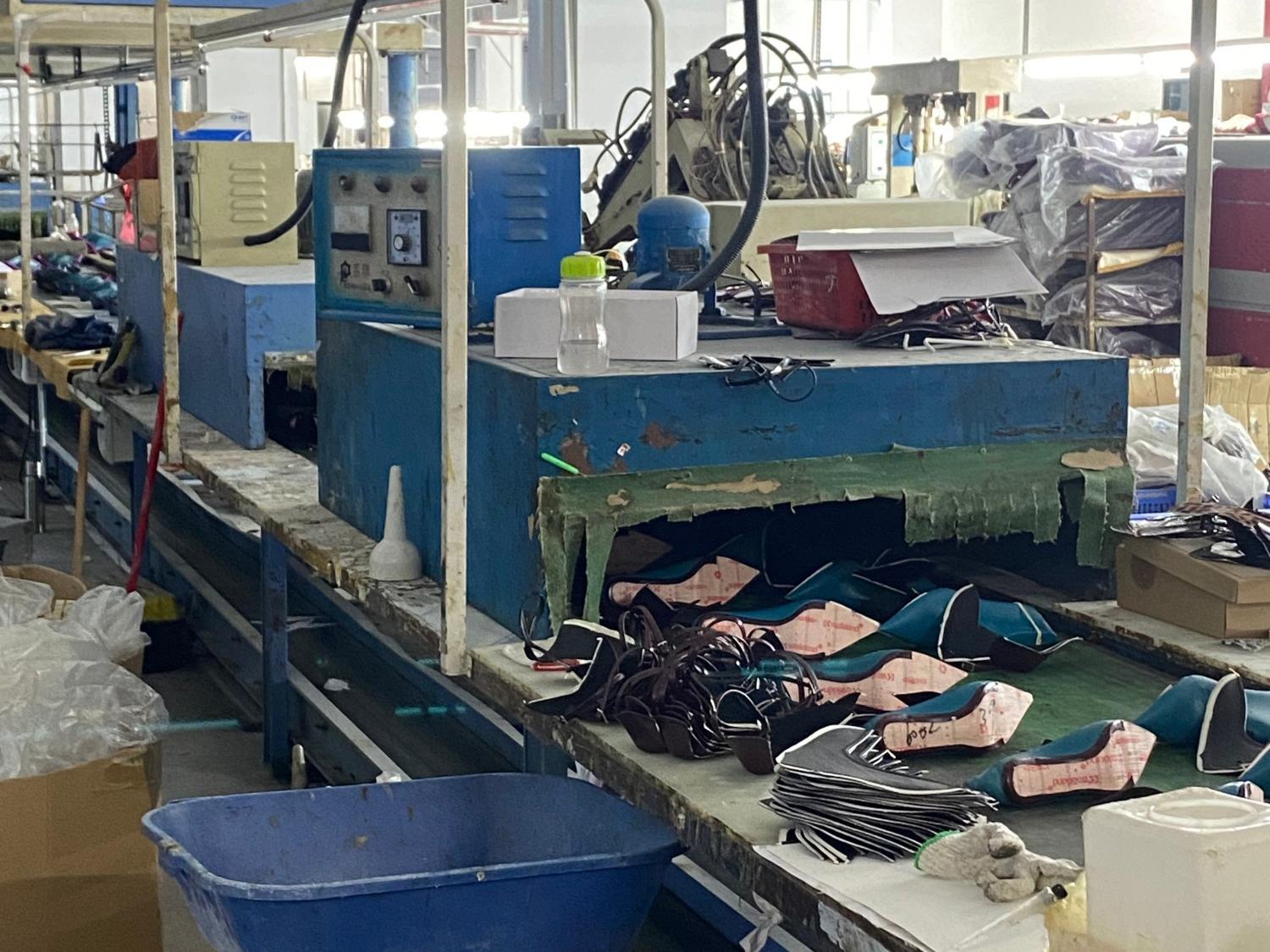One-Stop Custom Women’s Shoes Manufacturer  Full OEM, ODM, and Private Label Solutions to Build Your Exclusive Footw (1).jpg