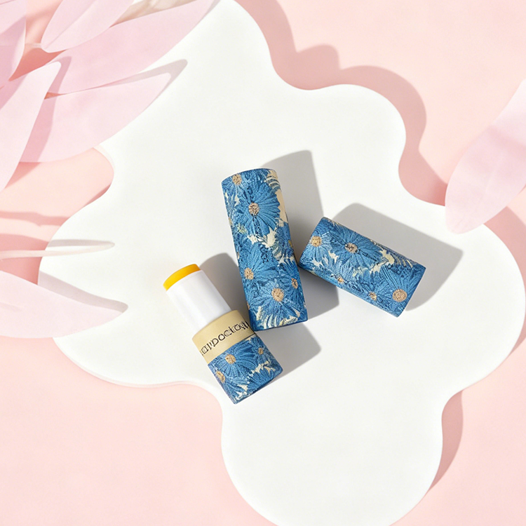 Custom Eco-friendly Twist-Up Lipstick PaperTube Packaging (3).JPG