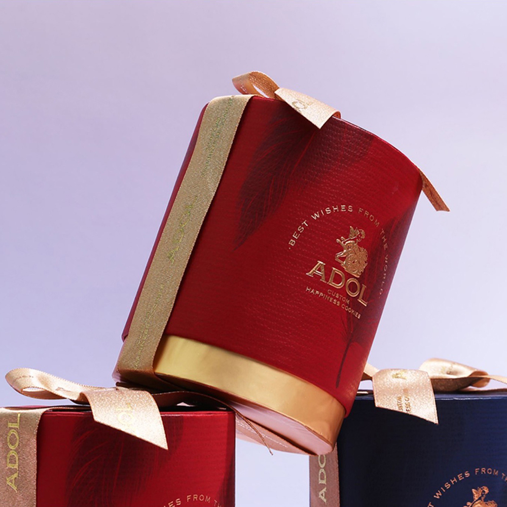 Custom-Recyclable-Luxury-Paper-Tube-Packaging-for-Premium-Chocolate-Gifts-(2).jpg