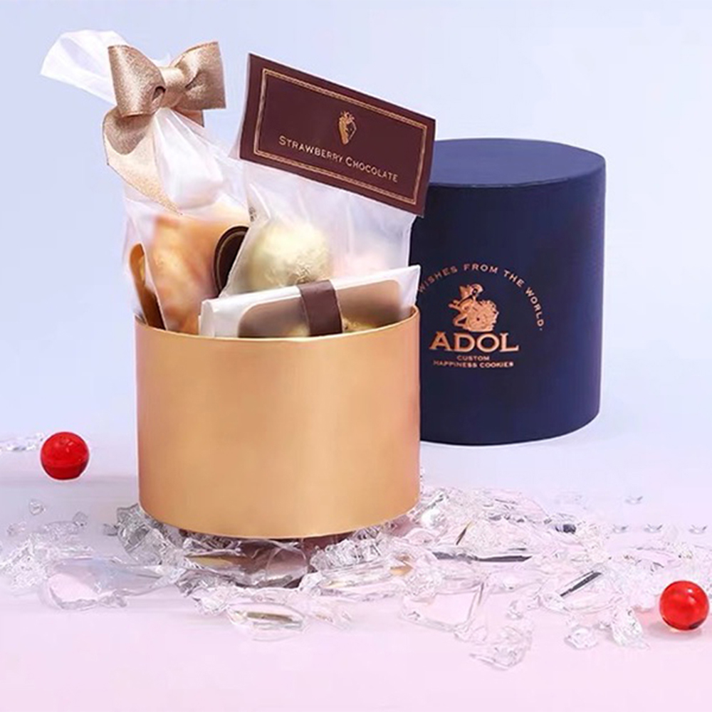 Custom-Recyclable-Luxury-Paper-Tube-Packaging-for-Premium-Chocolate-Gifts-(6).jpg