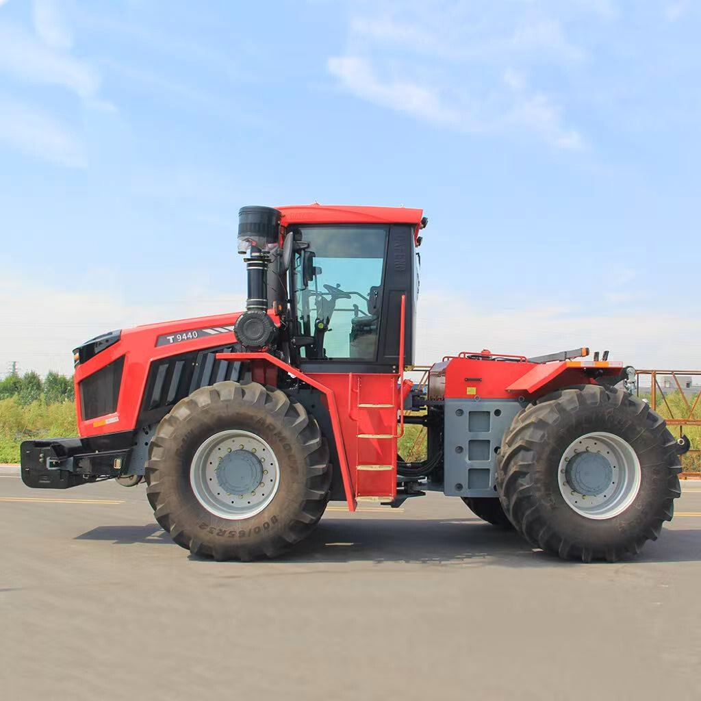 Agricultural machinery durable high-horsepower 440HP agricultural tractor (16).jpg