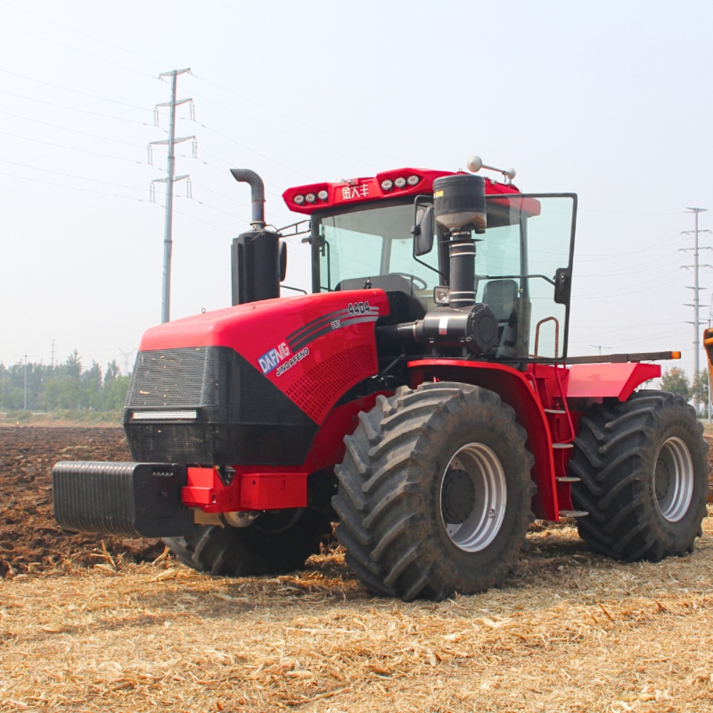 Agricultural machinery durable high-horsepower 440HP agricultural tractor (9).jpg
