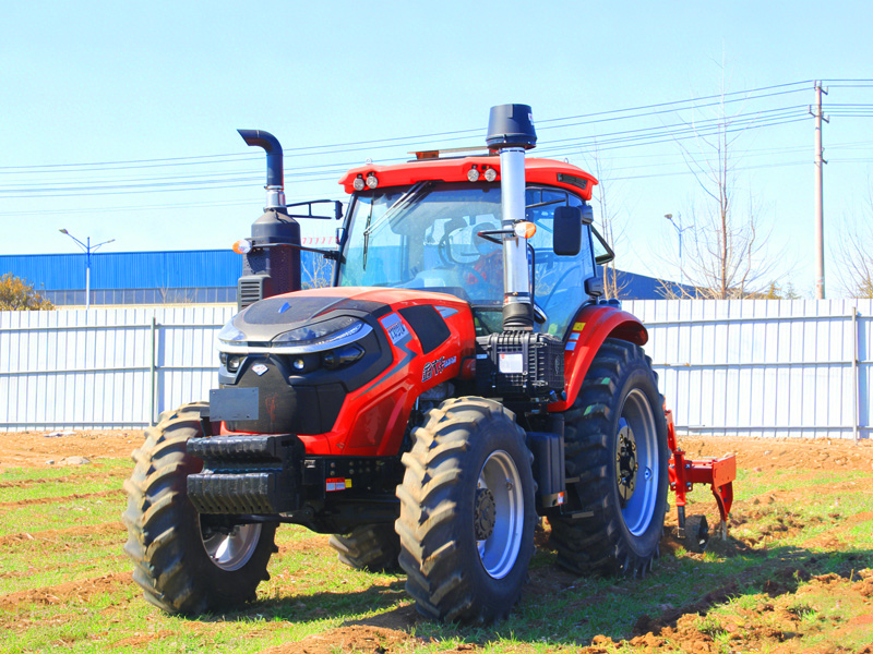Systèmes de base et technologies clés des tracteurs : l’épine dorsale de l’agriculture moderne