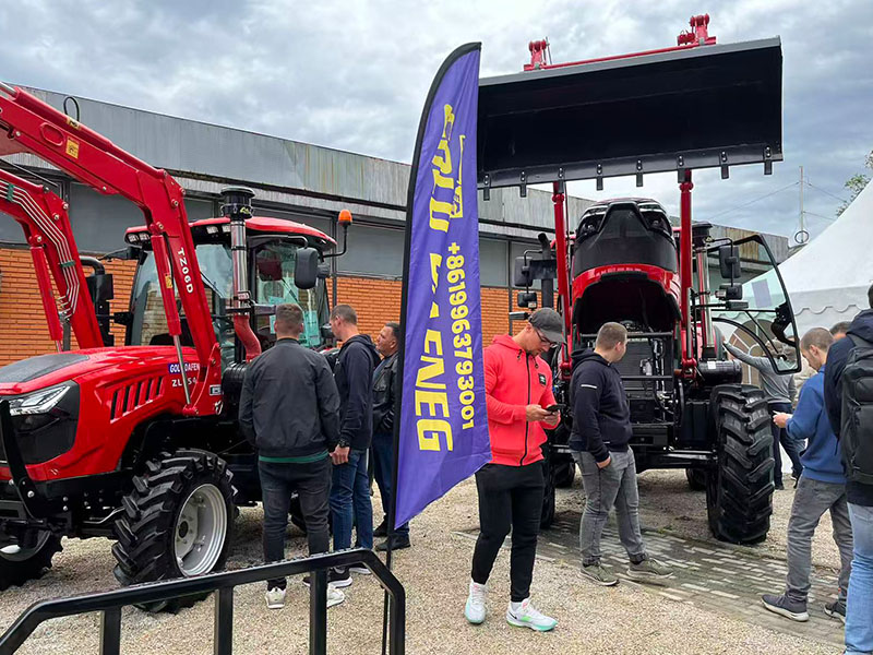 Golddafeng Tractors Shine at Overseas Agricultural Expo, Setting Off a New Buying Frenzy of "Chin...