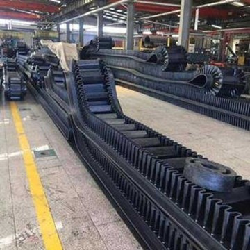 Edge Conveyor Belt