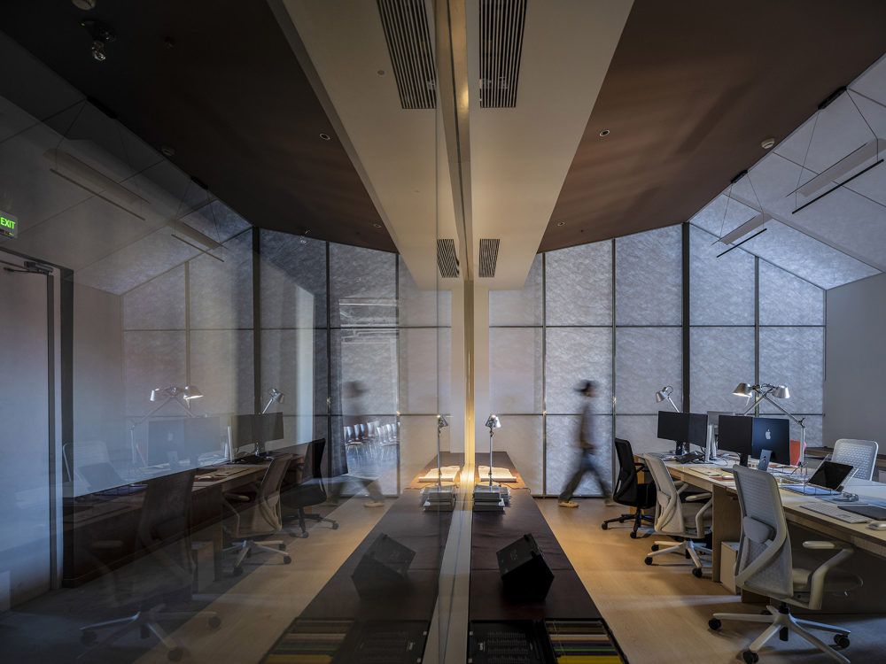 A business building in China - Poly (1)