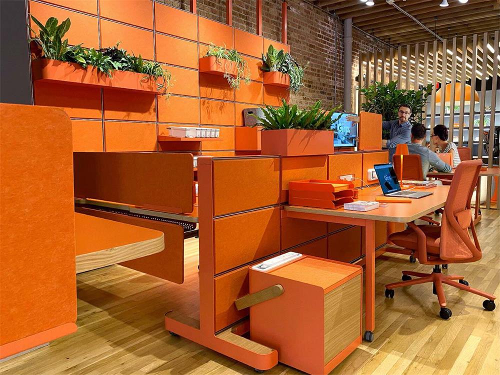 A commercial company in the United States (8)