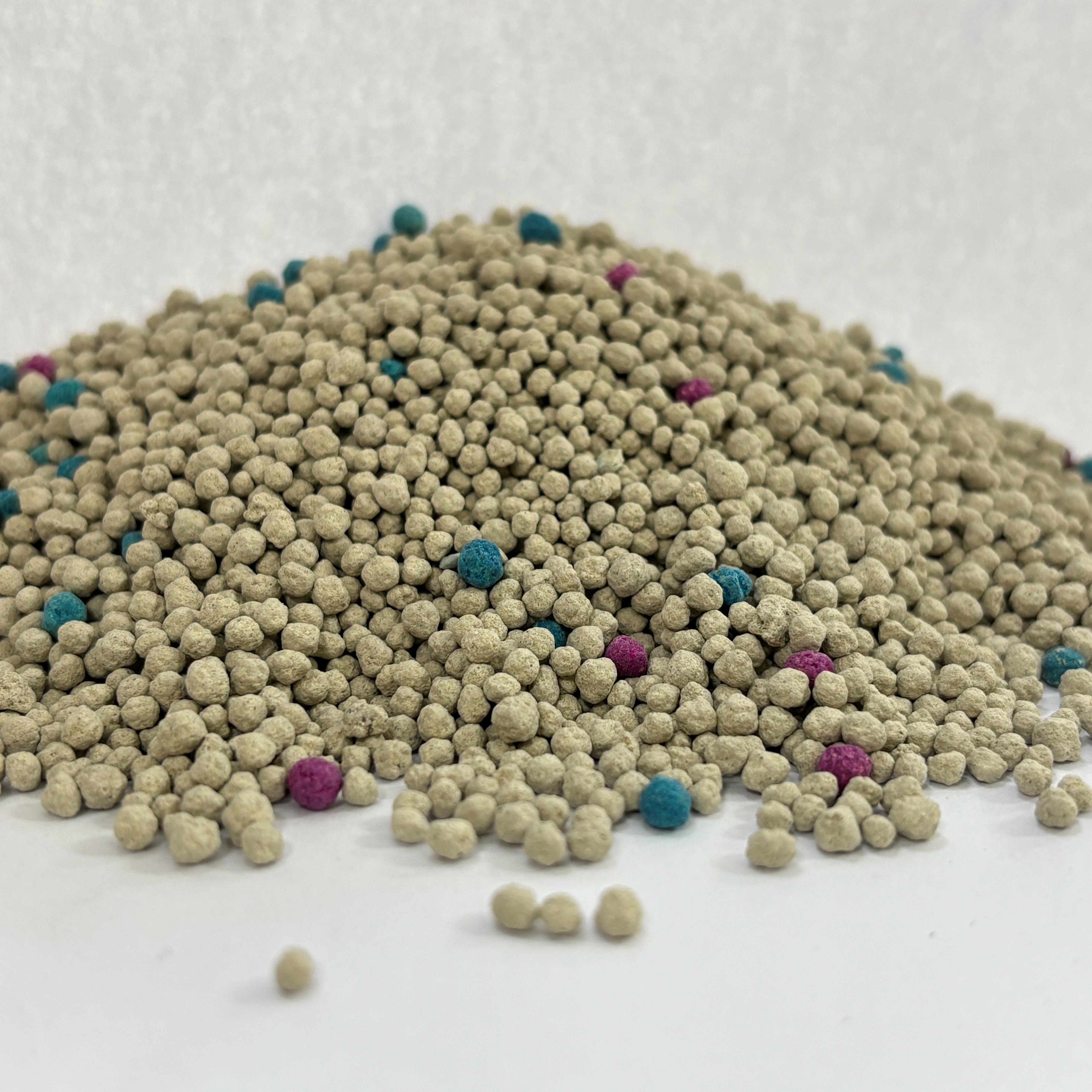 Bentonite ball sand3.jpg