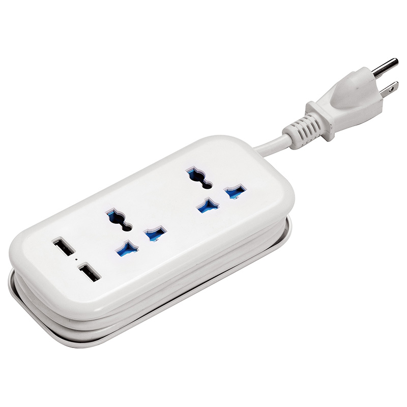 全球通用旅行插头适配器，支持 USB-C 快速充电，可折叠设计，适用于全球各地。