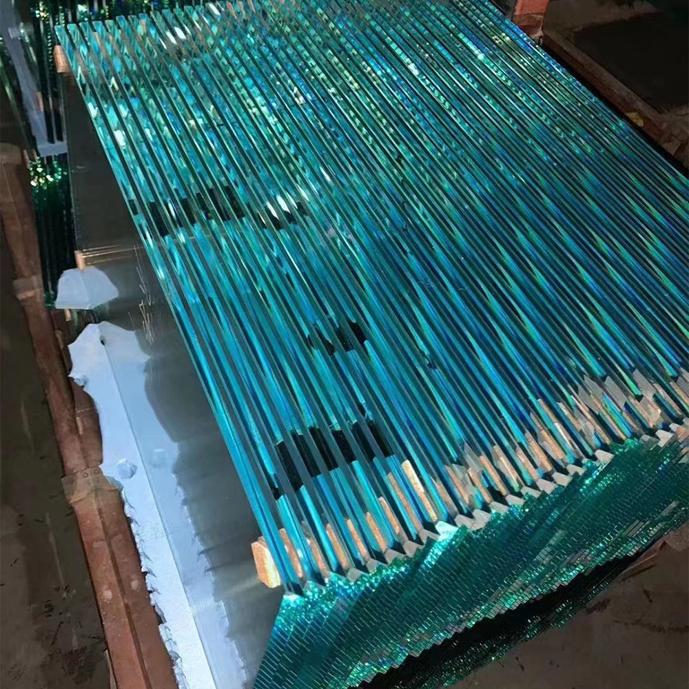 The Principles , Advantages and Applications of Tempered Glass