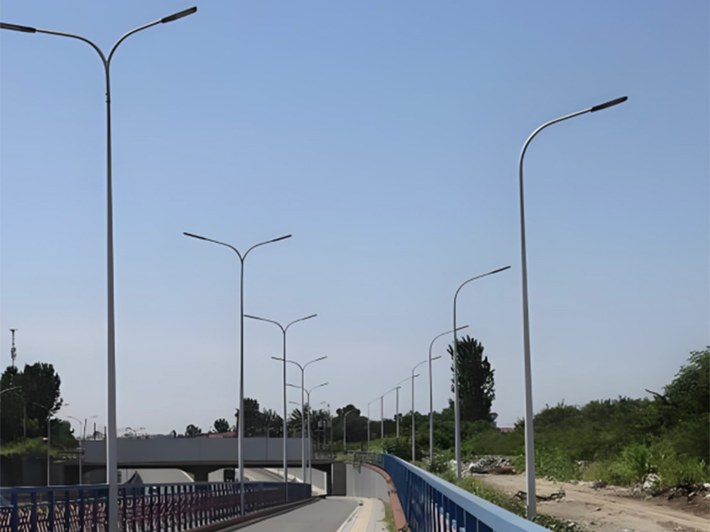 200W LED Street Light on 9m Pole in Downtown Area of Stockholm, Sweden