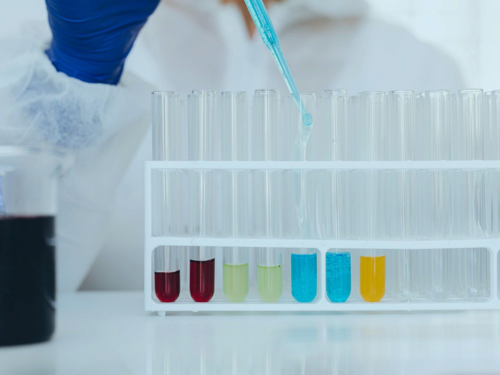 The Molecular Backbone: Why MQ Resin is the Secret to Coatings That Actually Last
