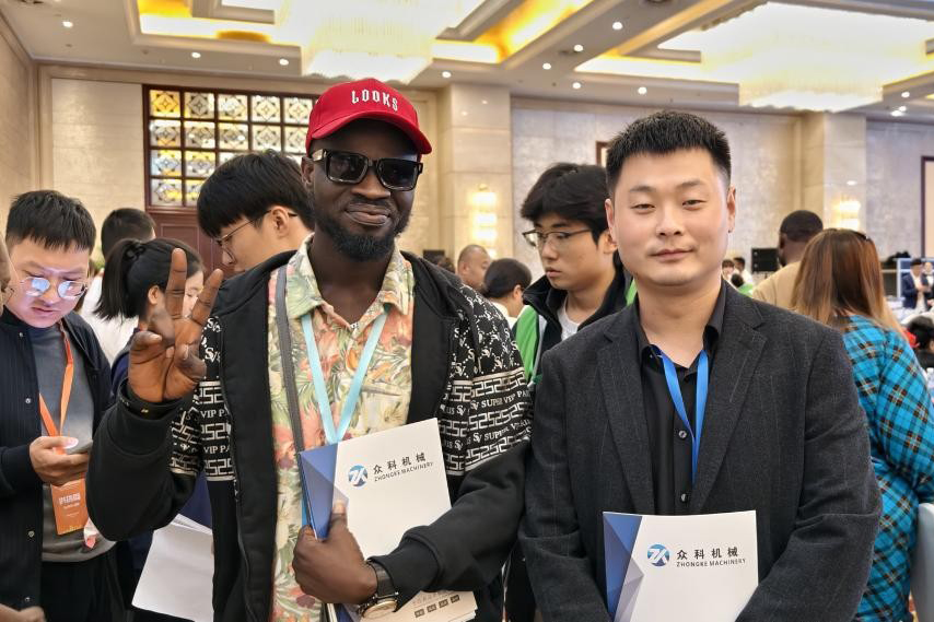 Zhongke Machinery has contributed to the infrastructure upgrade in Africa, and its intelligent brick-making equipment has been favored by customers from many countries.