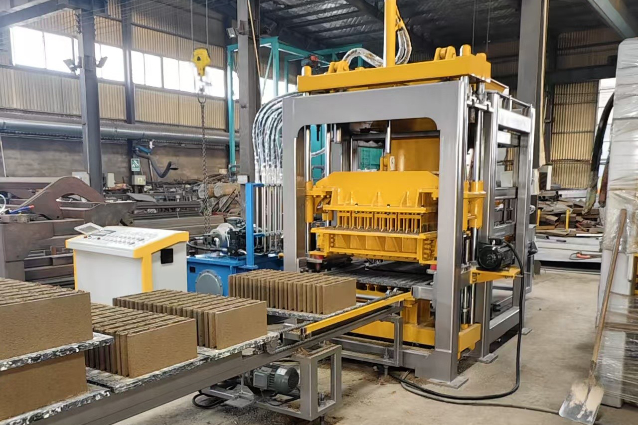 Zhongke Machinery's fully automatic non-fired brick machine contributes to the development of green buildings in Hunan