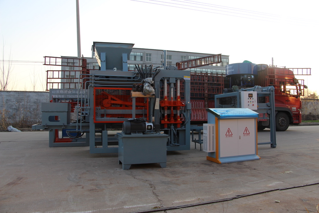 Continuing its overseas expansion, Linyi Zhongke Machinery's brick-making equipment is sold overseas, continuing to support global infrastructure construction.