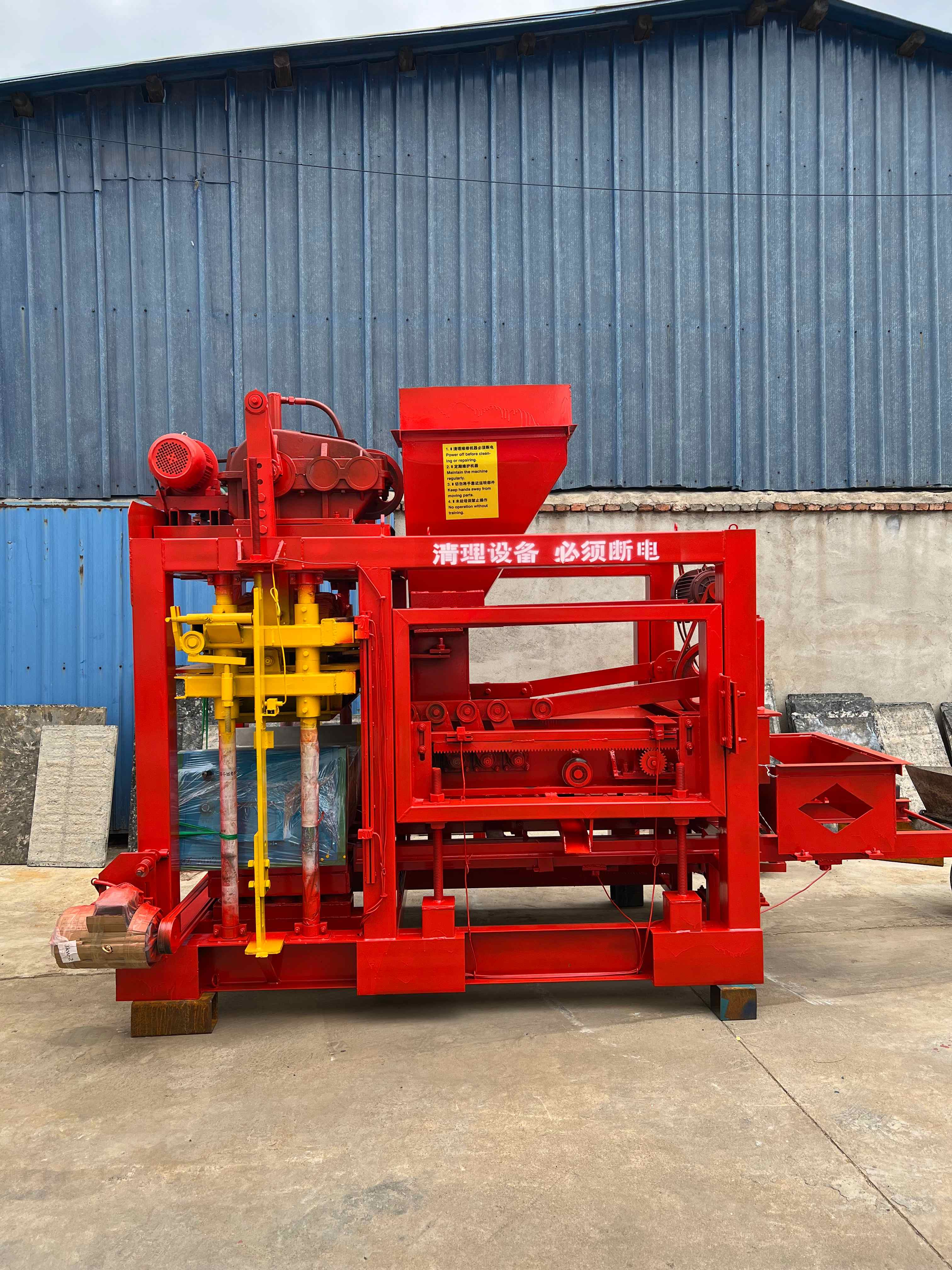 What is China Wholesale Cement Brick Making Machine and How Does It Work?