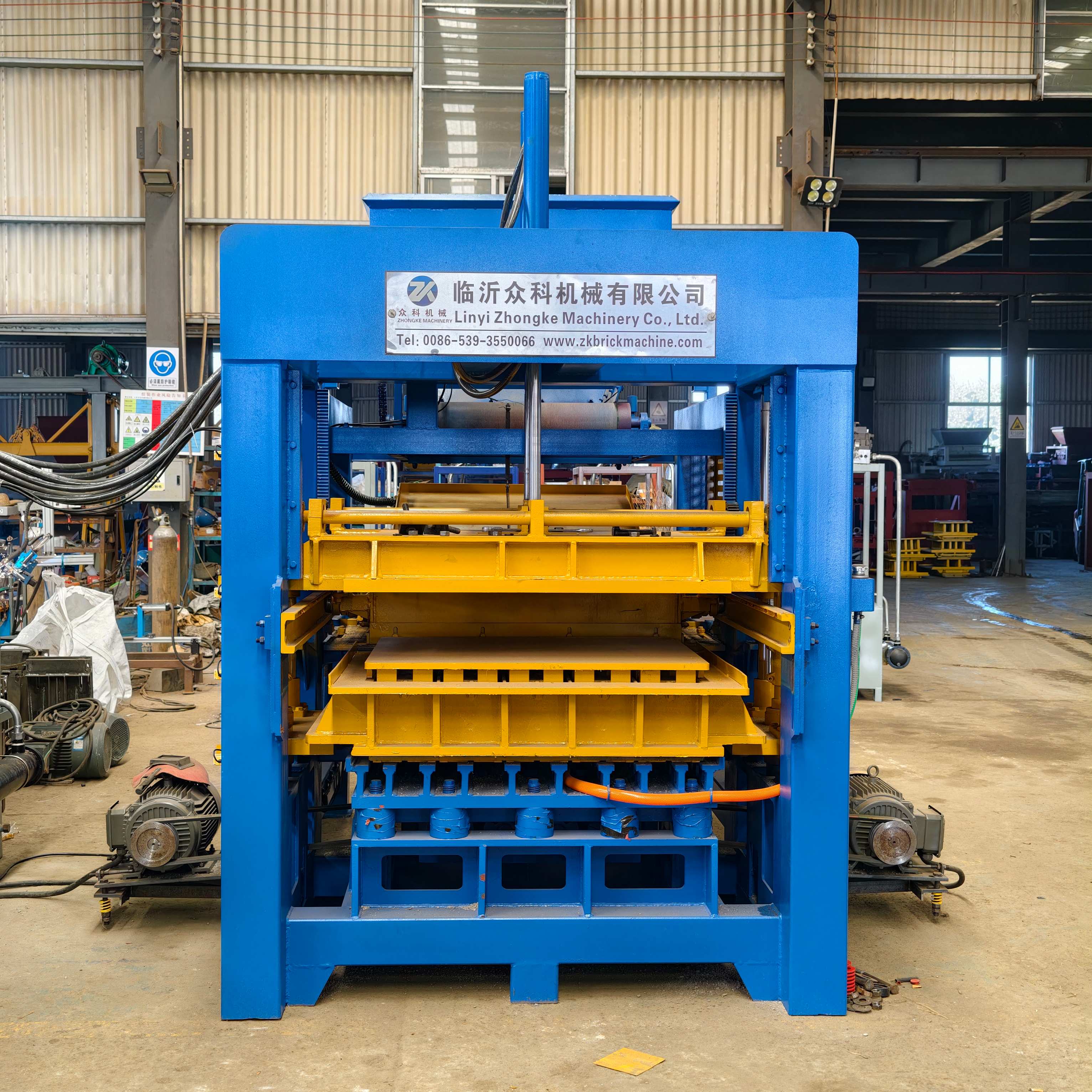 Zhongke QT8-15 Hydraulic Brick Machine