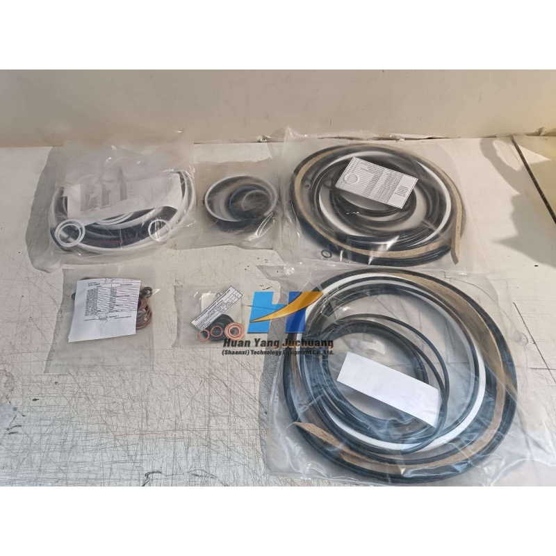 Belaz 7513 Belaz 75131 Belaz 75135 751312917018 Suspension Cylinder Repair Kit (130t, rear) for BelAZ 75131-2917018