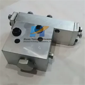 Pump discharge unit 78221-3428010  BelAZ hydraulic pump