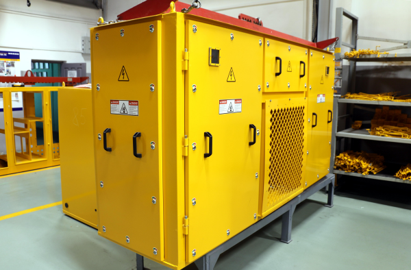 AC Transmission Control Cabinet for 220-240-Ton BELAZ Trucks Developed by Huanyang Juchuang (Shaanxi) Technology Equipment Co., Ltd.
