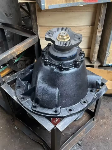 Shacman F3000 X5000 X3000 M3000 M5000 Truck Spare Parts New HD90129321138 Spindle Meicidongli Shandong