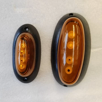 Shacman X3000 X6000 F3000 Truck Spare Parts Front Clearance Lamp Dz93189721220