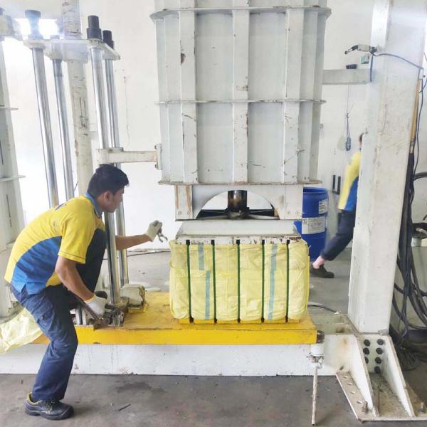 Double chambers clothes balers (1)