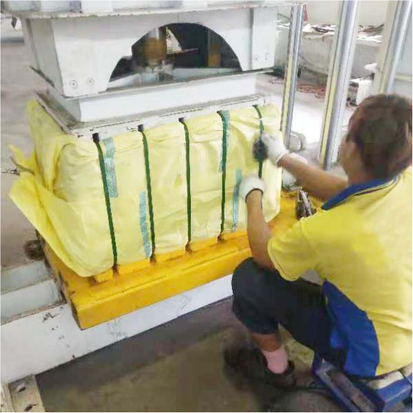 Double chambers clothes balers (2)