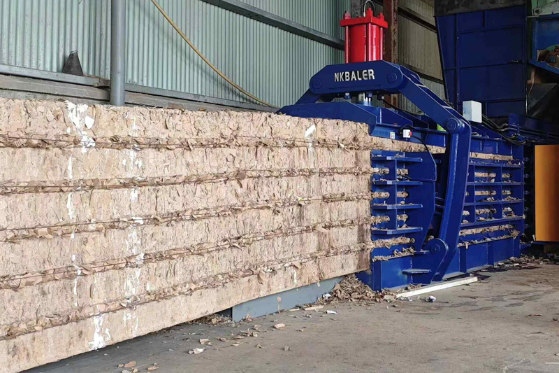 Full-Automatic-Horizontal-Baler-(54)